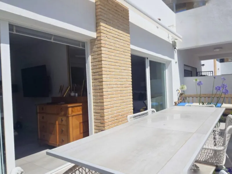 House - Detached Villa в продаже в Benalmadena, Málaga. В доме 4 спален и 4 ванных комнат. Площадь дома 310 м²