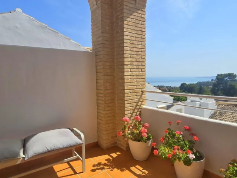 House - Detached Villa в продаже в Benalmadena, Málaga. В доме 4 спален и 4 ванных комнат. Площадь дома 310 м²