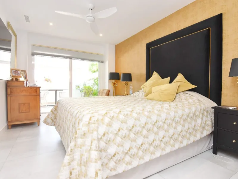 House - Detached Villa в продаже в Benalmadena, Málaga. В доме 4 спален и 4 ванных комнат. Площадь дома 310 м²