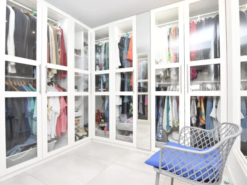 House - Detached Villa в продаже в Benalmadena, Málaga. В доме 4 спален и 4 ванных комнат. Площадь дома 310 м²