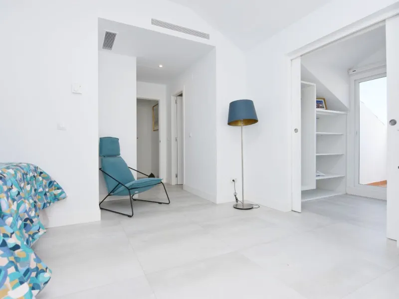 House - Detached Villa в продаже в Benalmadena, Málaga. В доме 4 спален и 4 ванных комнат. Площадь дома 310 м²