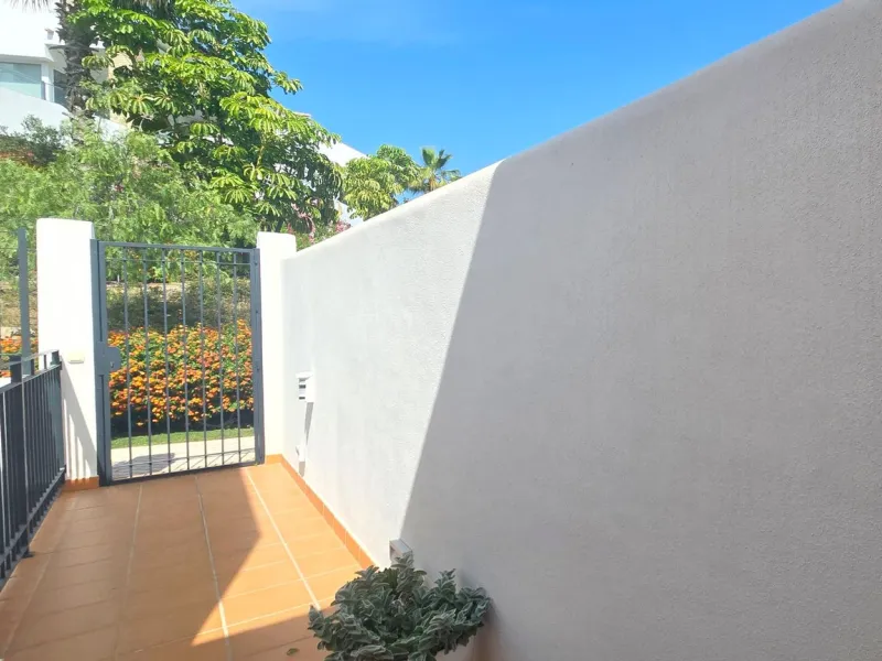 House - Detached Villa в продаже в Benalmadena, Málaga. В доме 4 спален и 4 ванных комнат. Площадь дома 310 м²
