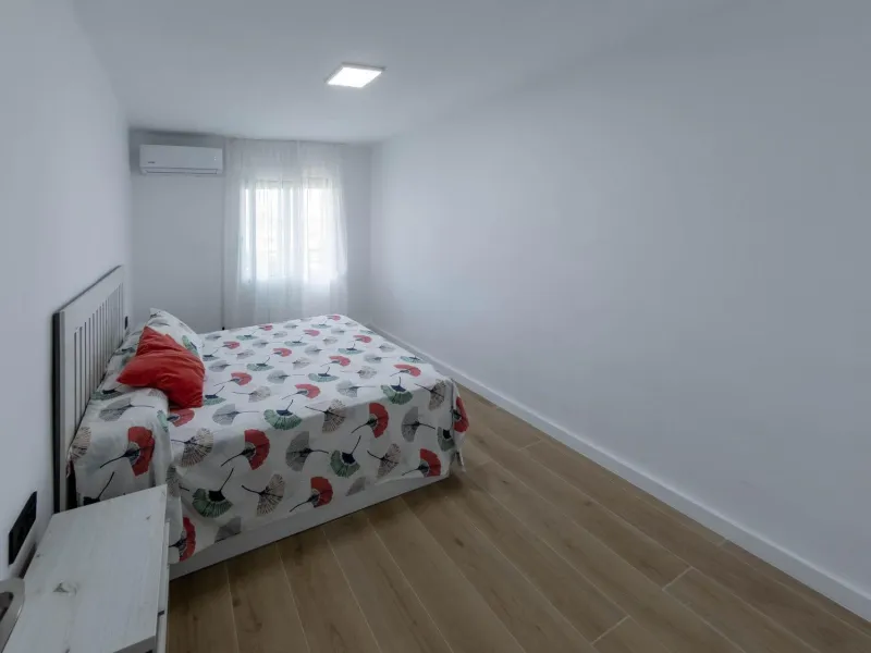 Apartamento reformado con vistas al mar en La Pineda, Tarragona