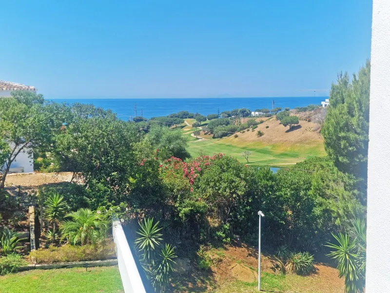 An Exceptional Property in Calahonda with Breathtaking Views and Impeccable Design