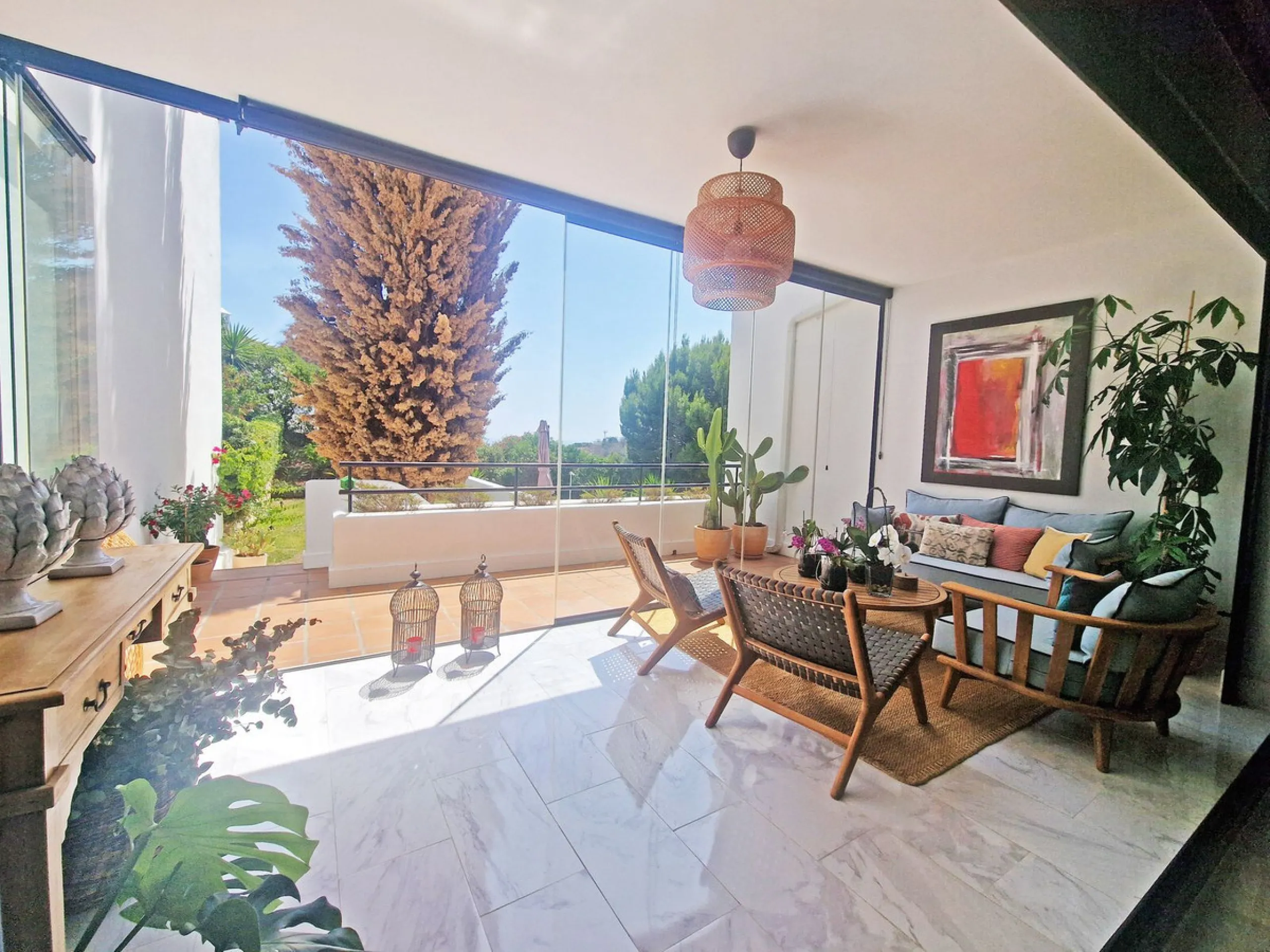 An Exceptional Property in Calahonda with Breathtaking Views and Impeccable Design
