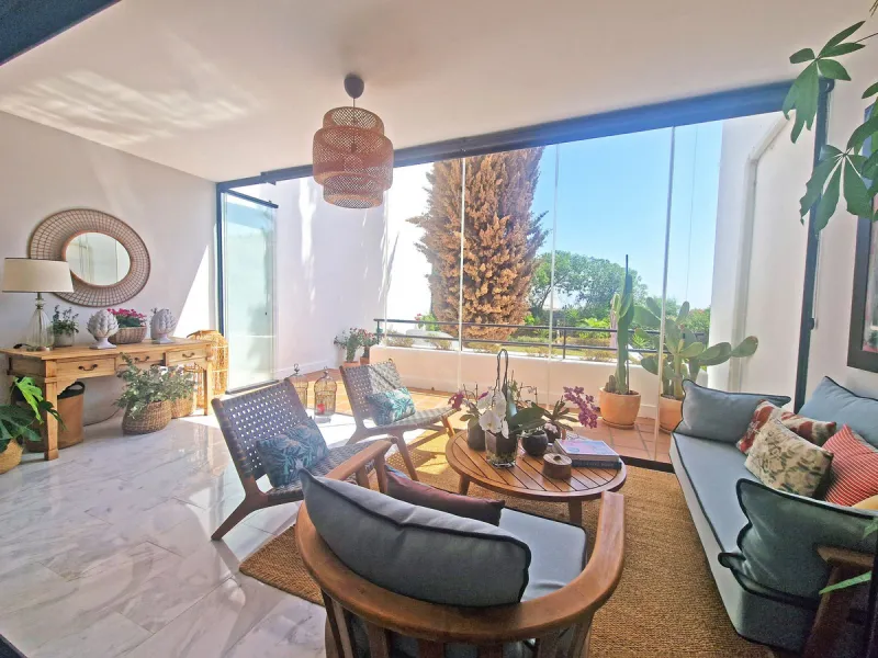 An Exceptional Property in Calahonda with Breathtaking Views and Impeccable Design