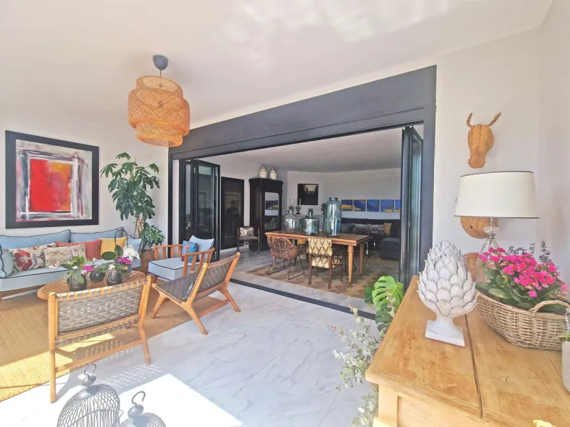An Exceptional Property in Calahonda with Breathtaking Views and Impeccable Design