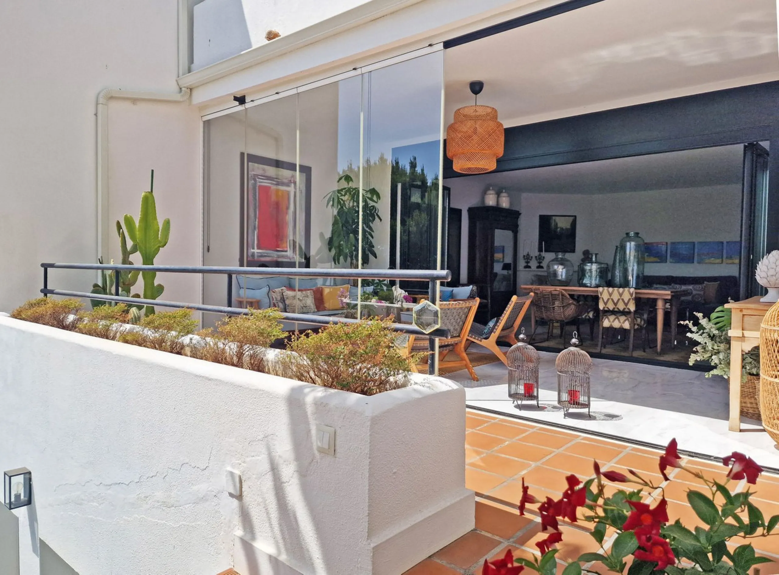 An Exceptional Property in Calahonda with Breathtaking Views and Impeccable Design