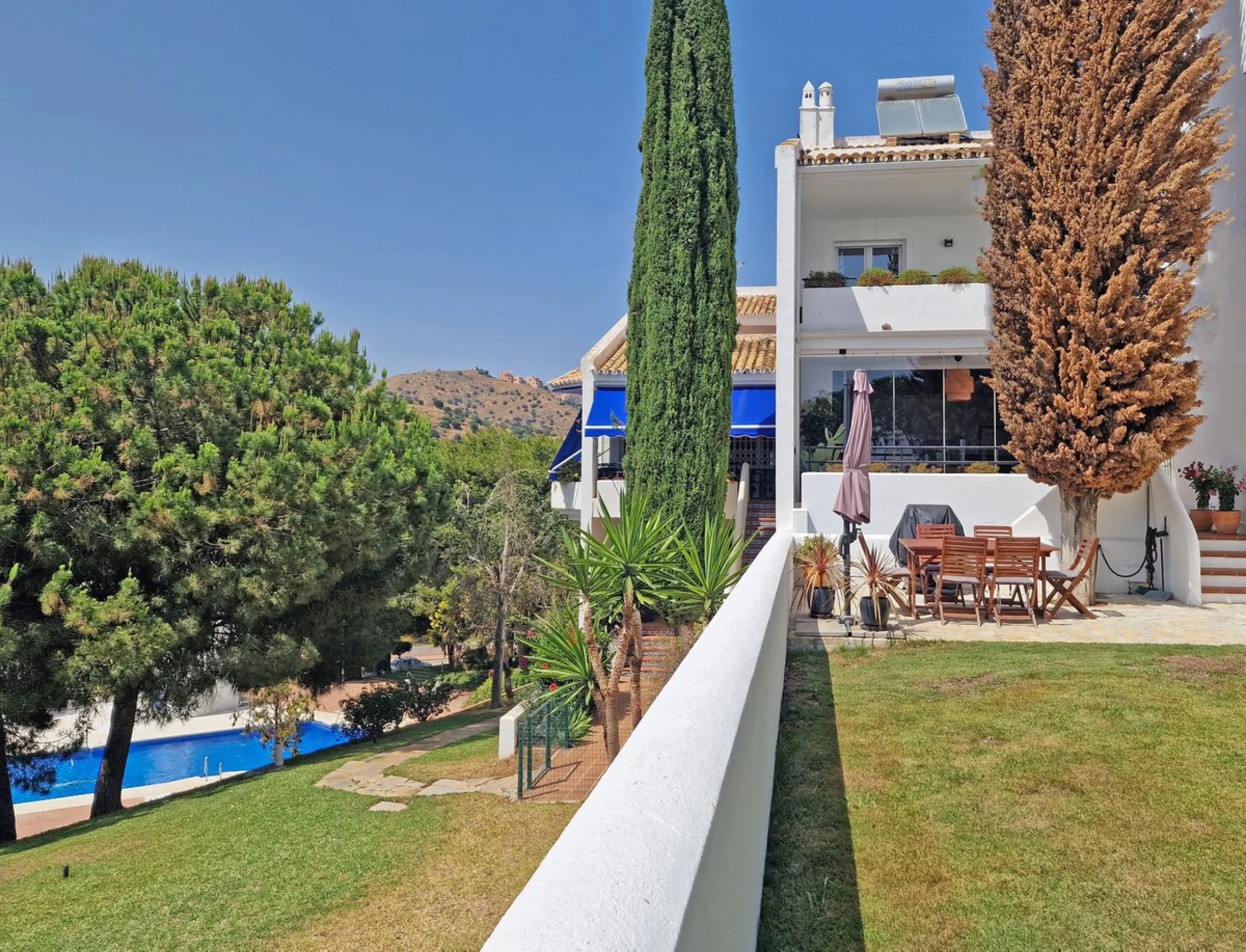 An Exceptional Property in Calahonda with Breathtaking Views and Impeccable Design