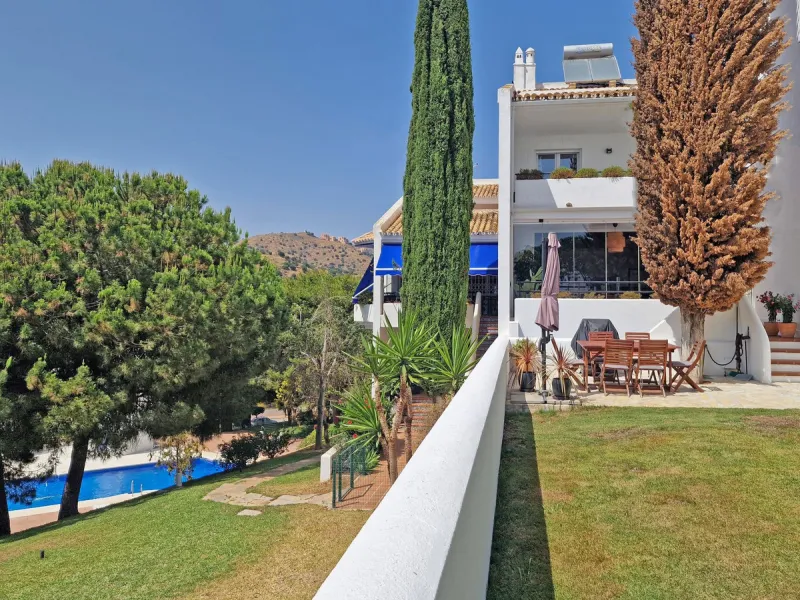 An Exceptional Property in Calahonda with Breathtaking Views and Impeccable Design