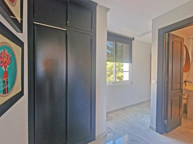 An Exceptional Property in Calahonda with Breathtaking Views and Impeccable Design
