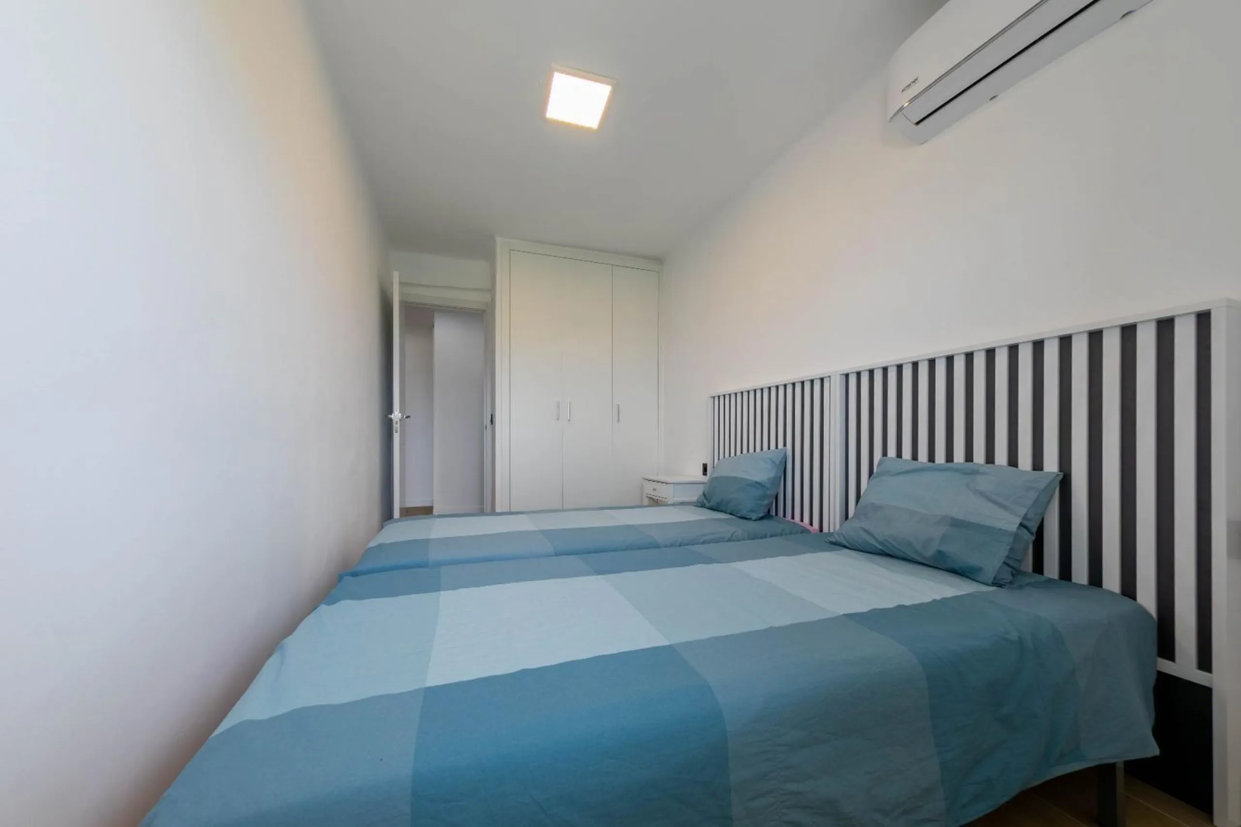 Apartamento reformado con vistas al mar en La Pineda, Tarragona