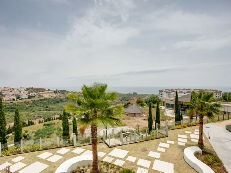 Charming 3-Bedroom Apartment with Stunning Sea Views – Manilva, Costa del Sol