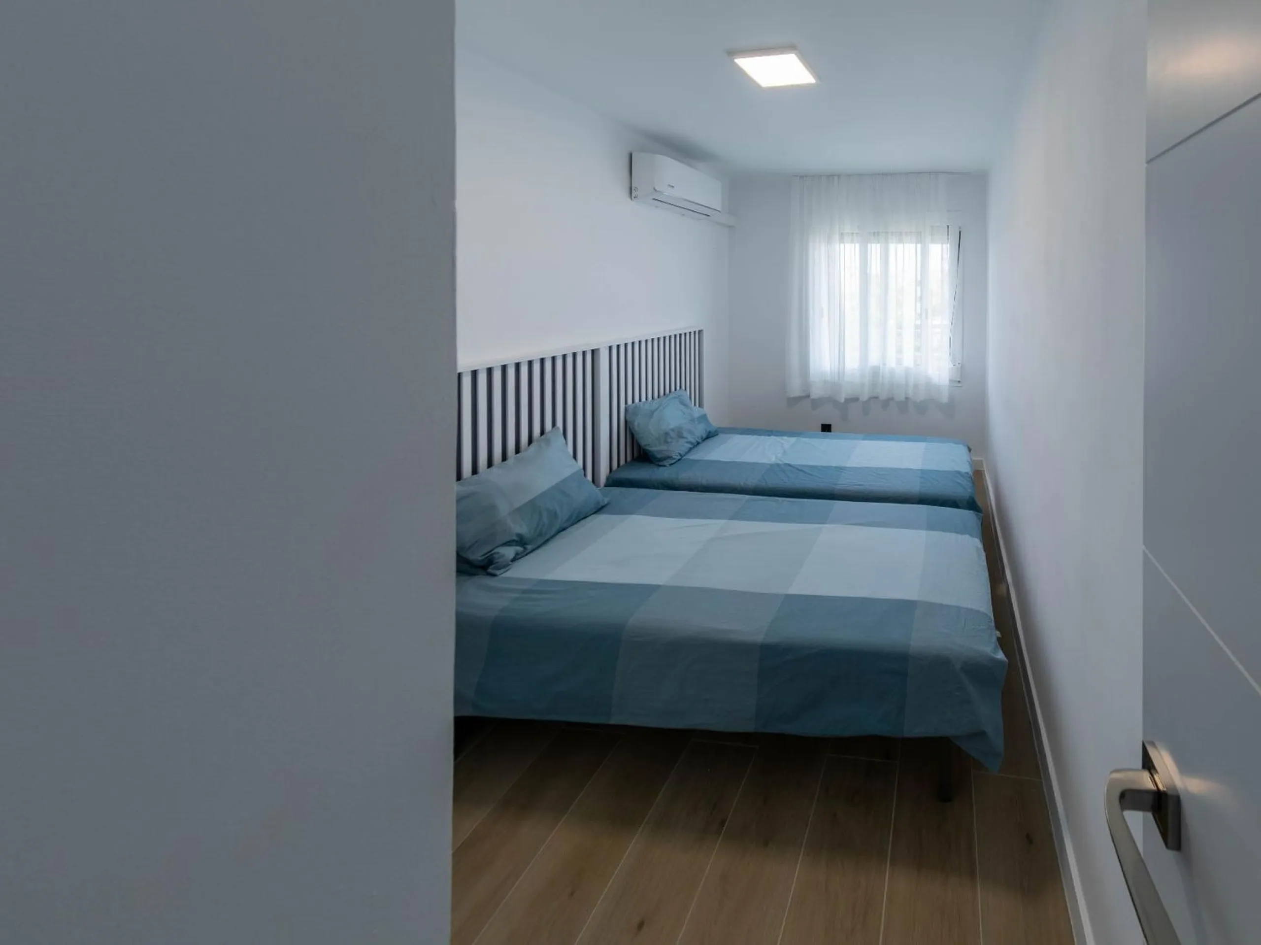 Apartamento reformado con vistas al mar en La Pineda, Tarragona