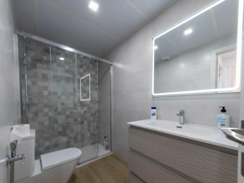 Apartamento reformado con vistas al mar en La Pineda, Tarragona