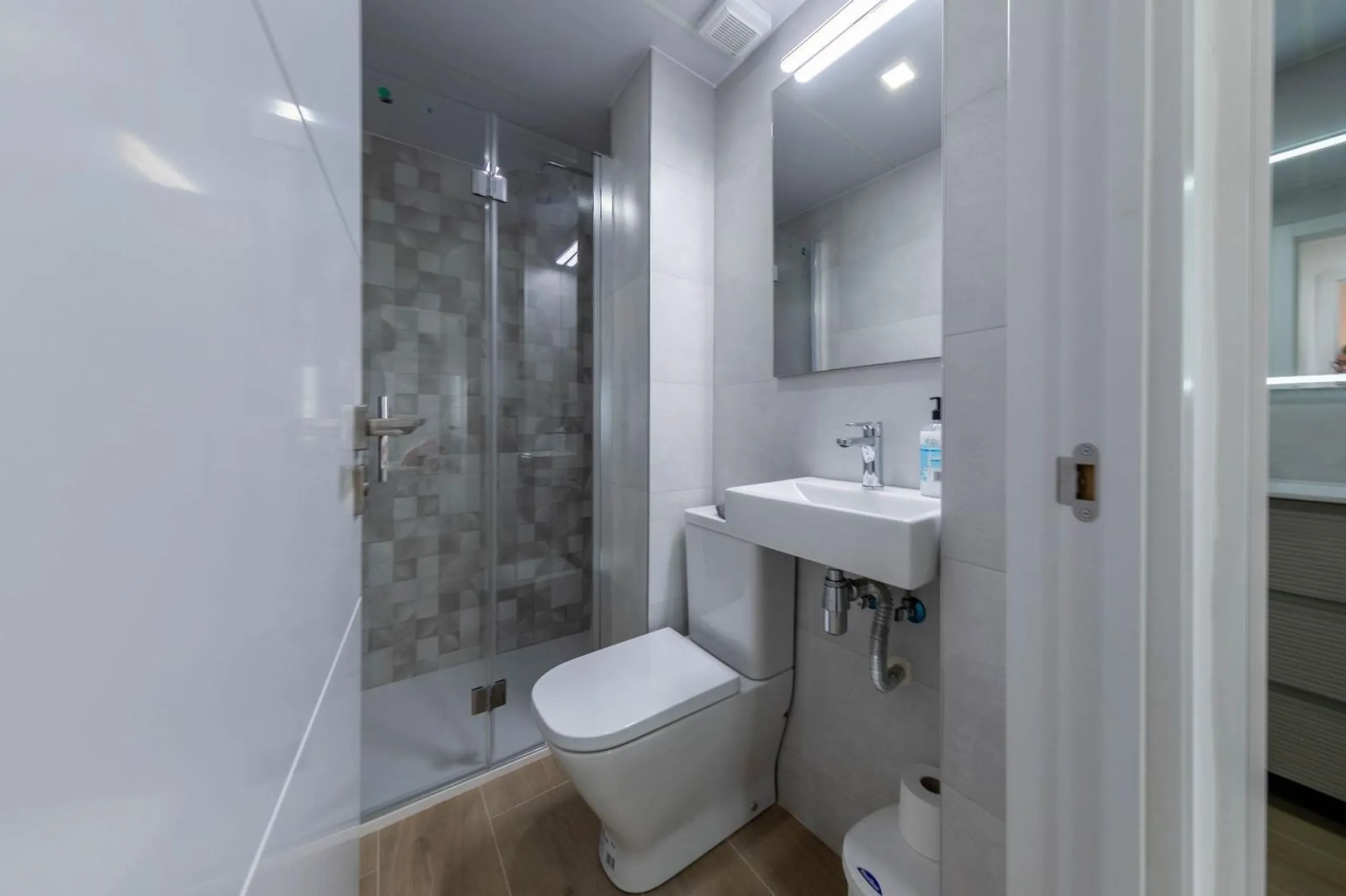 Apartamento reformado con vistas al mar en La Pineda, Tarragona