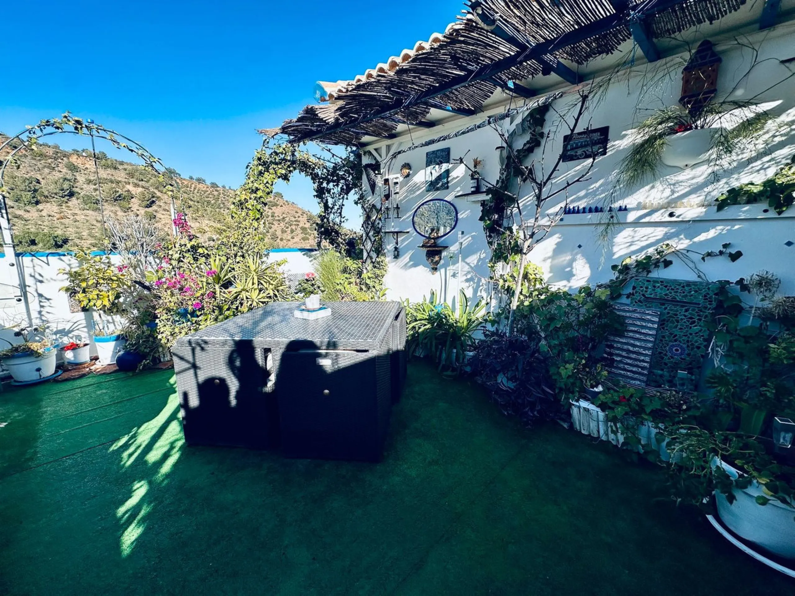 Charming Multi-Level Property with Panoramic Mountain Views in Tolox