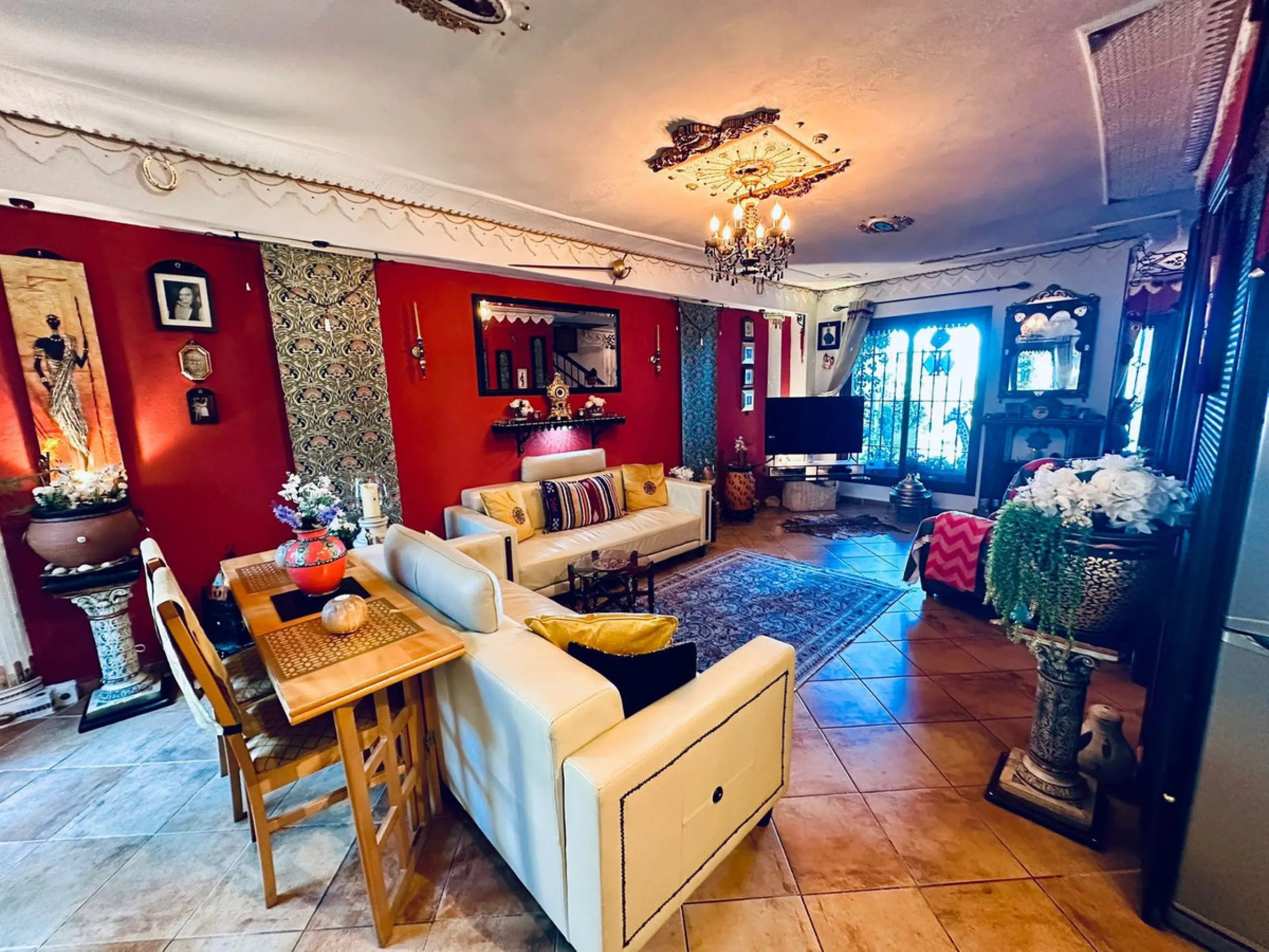 Charming Multi-Level Property with Panoramic Mountain Views in Tolox