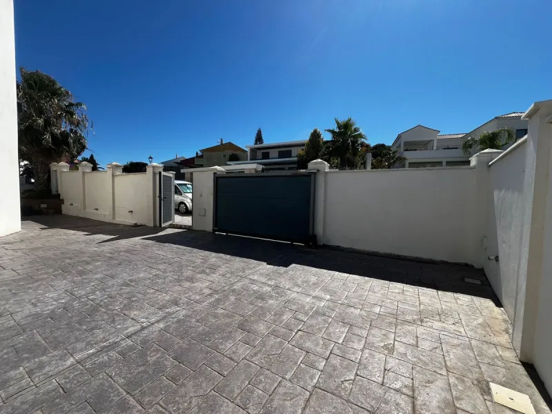 For Sale – Stunning Renovated Villa in Estepona