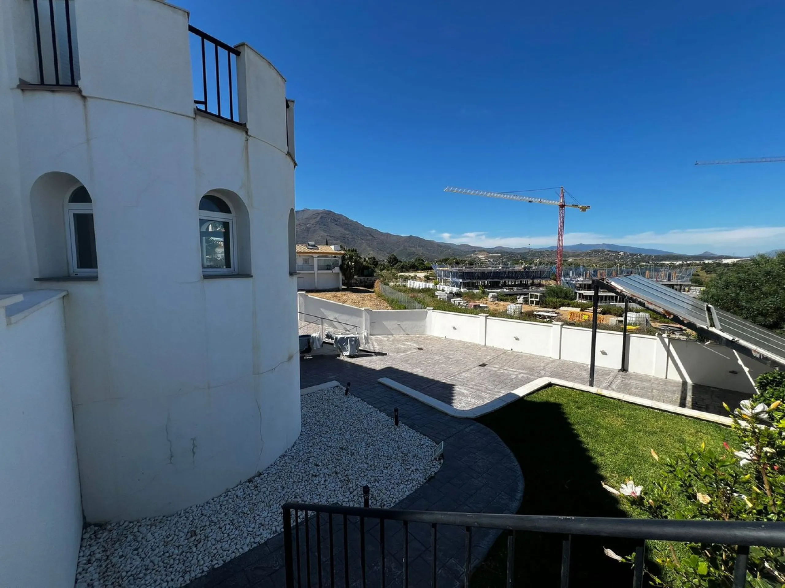 For Sale – Stunning Renovated Villa in Estepona