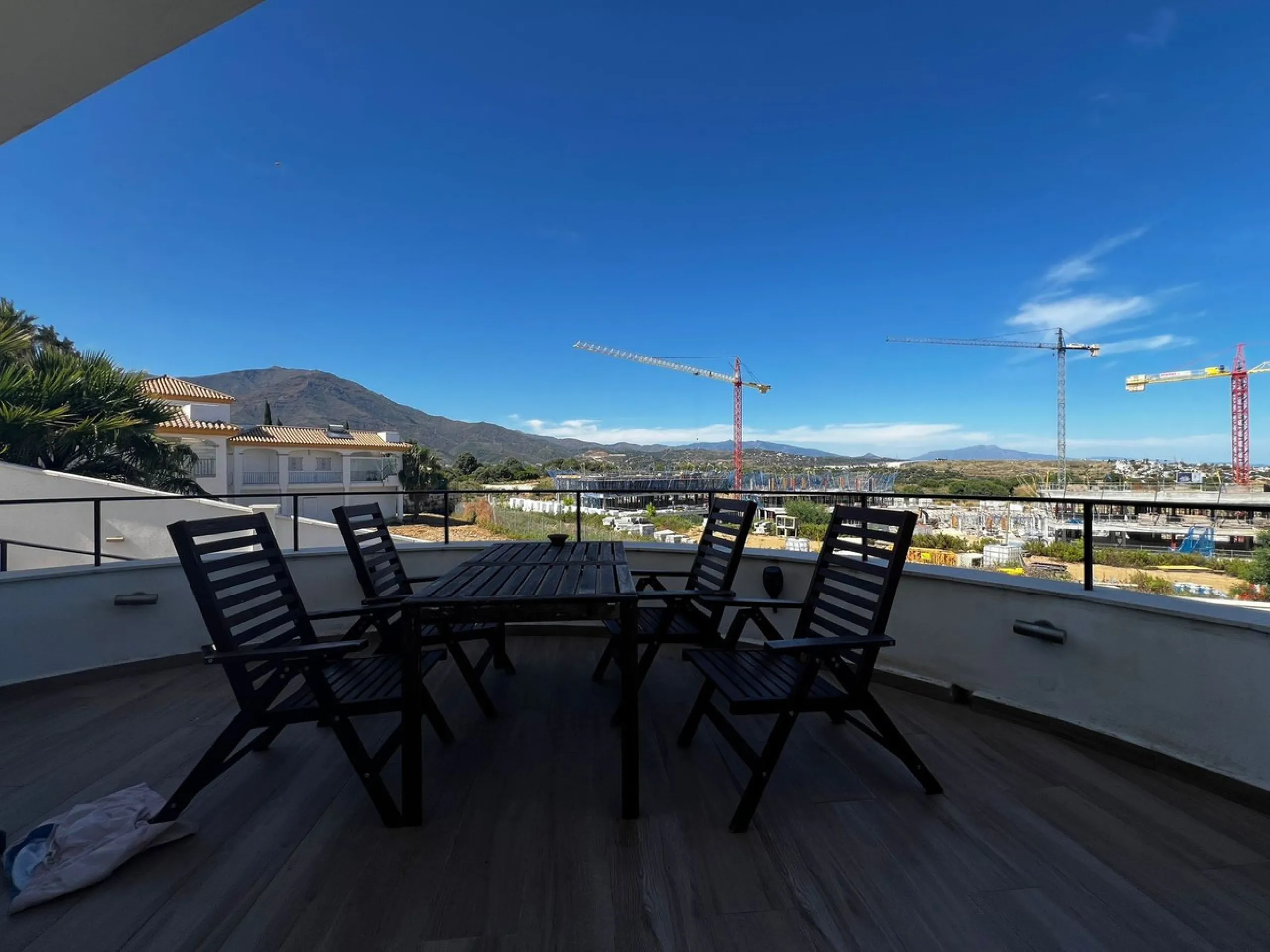 For Sale – Stunning Renovated Villa in Estepona