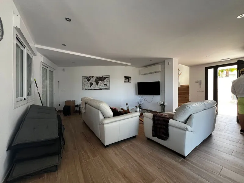 For Sale – Stunning Renovated Villa in Estepona