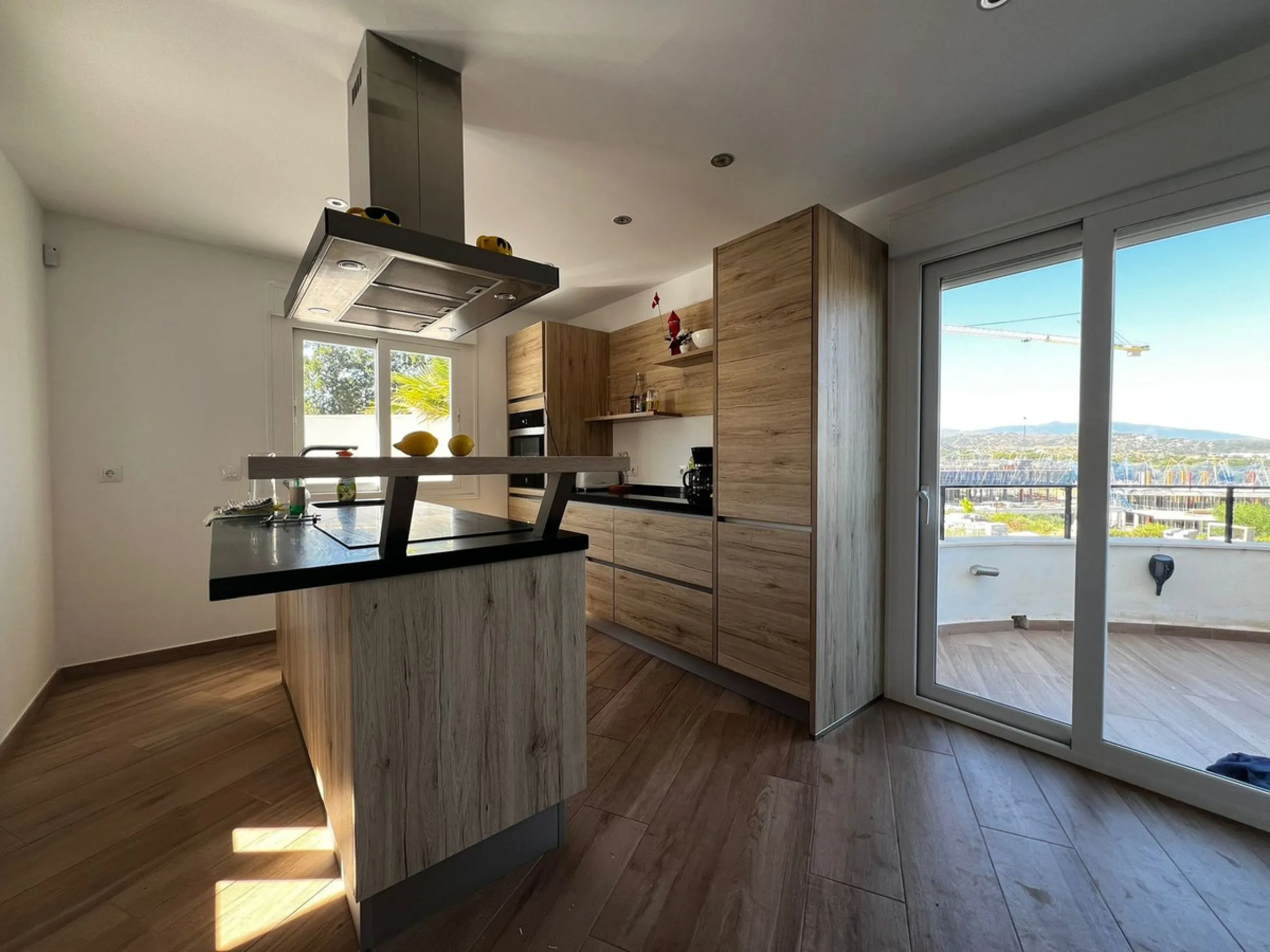 For Sale – Stunning Renovated Villa in Estepona