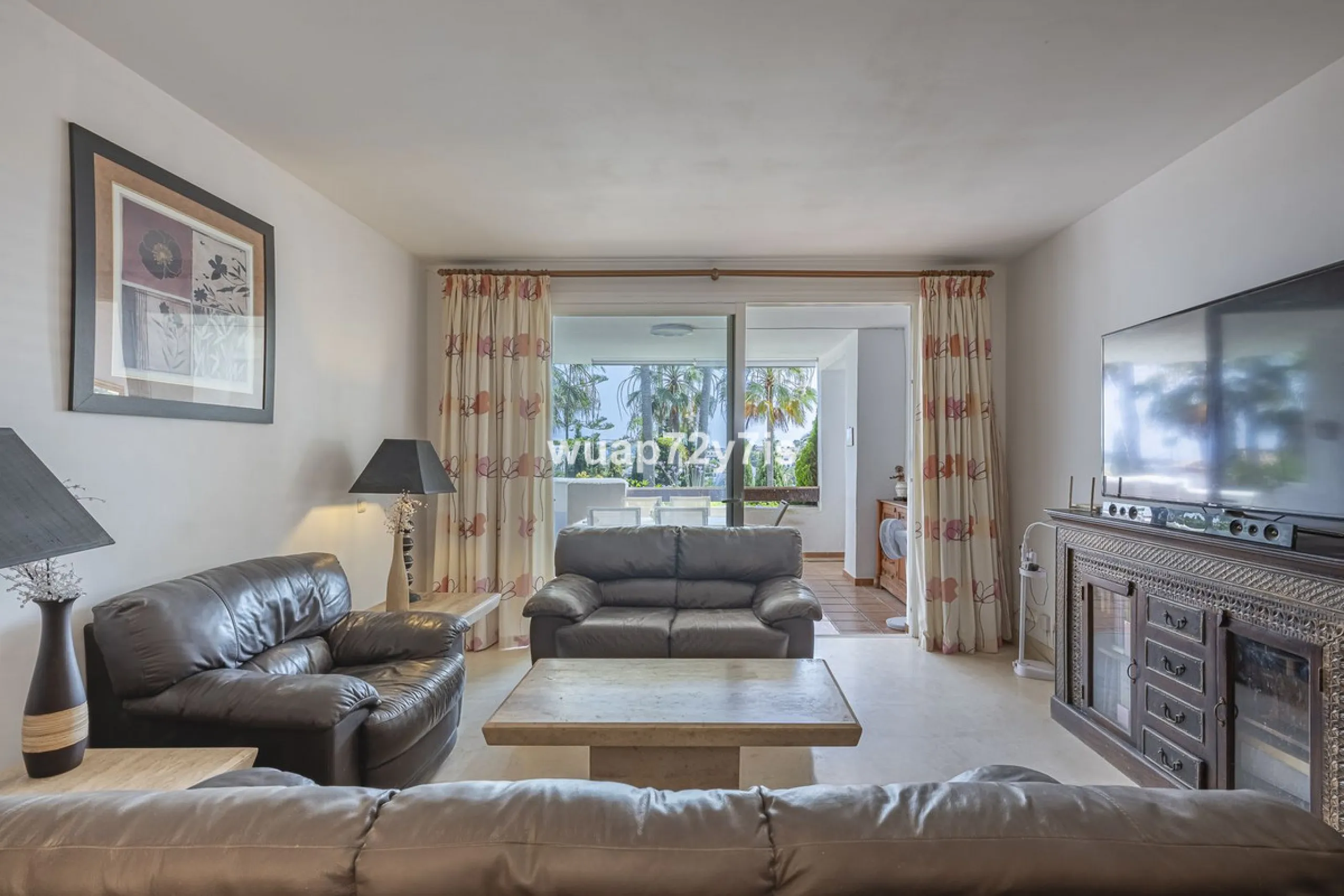 Charming Elevated Ground Floor 3-Bedroom Apartment with Sea and Garden Views – Nueva Andalucía