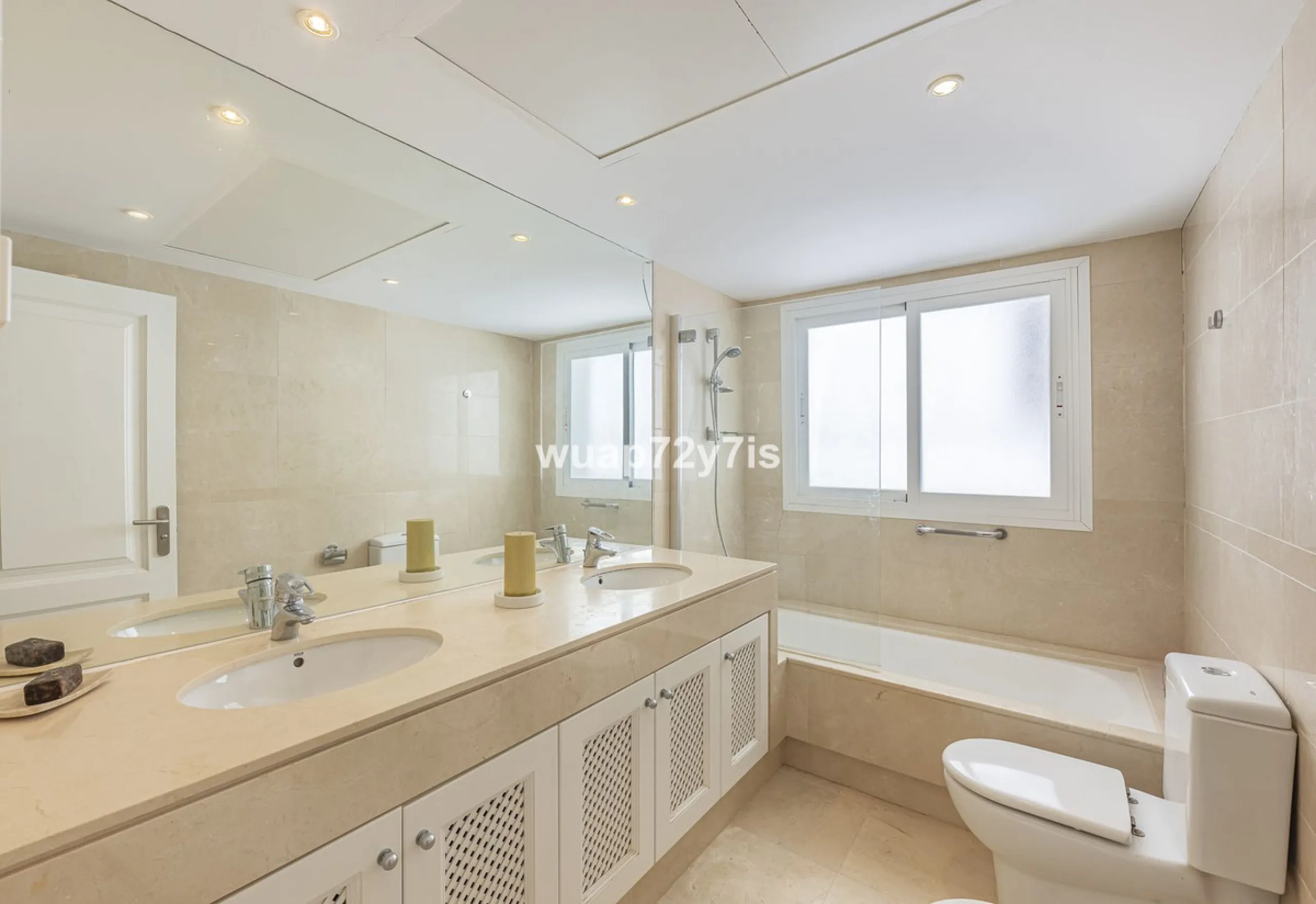 Charming Elevated Ground Floor 3-Bedroom Apartment with Sea and Garden Views – Nueva Andalucía