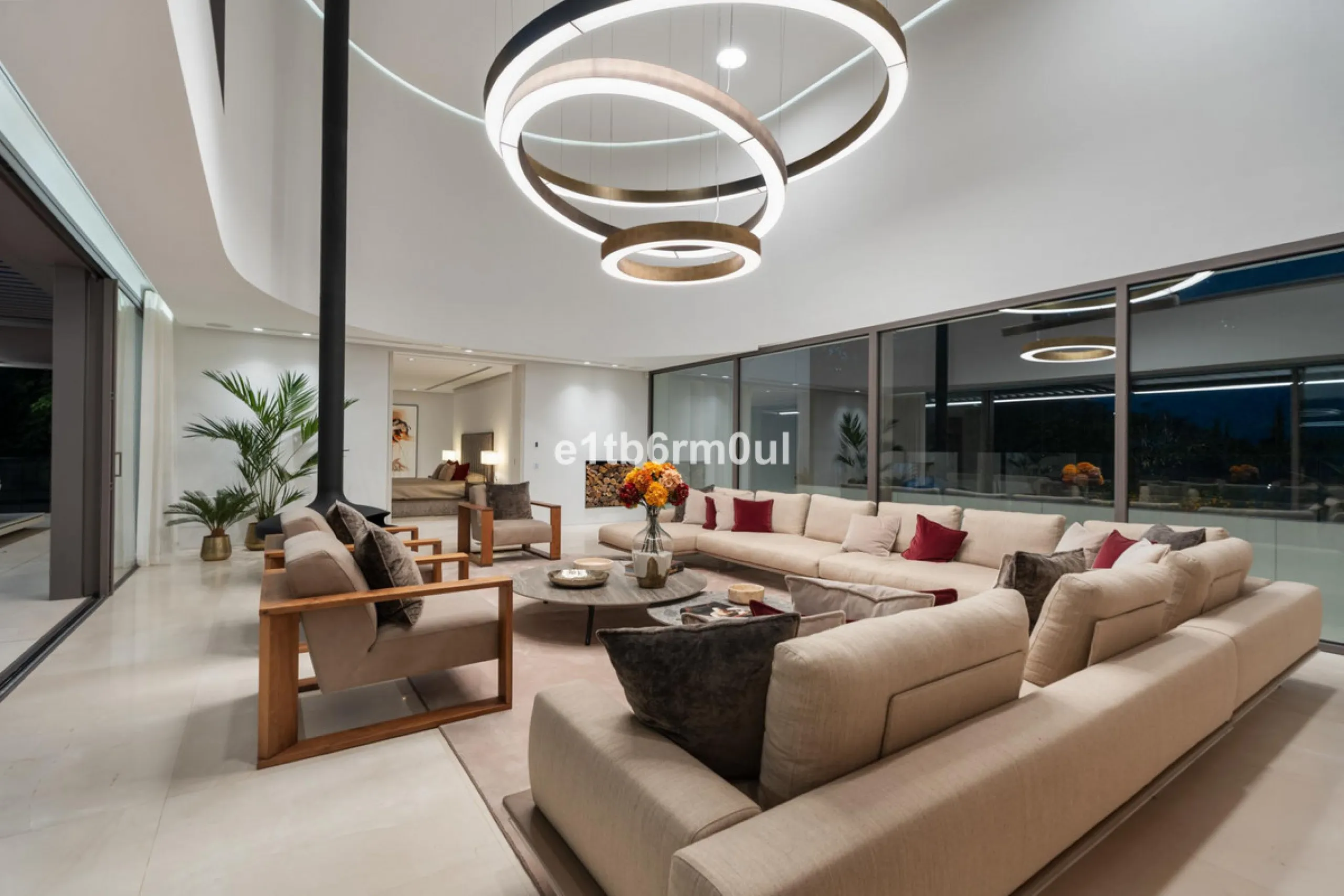 Experience the pinnacle of modern Mediterranean architecture with this brand-new designer villa nestled in the prestigious La Quinta residential enclave of Benahavís. Offering breathtaking panoramic sea and golf course views, this exquisitely crafted home