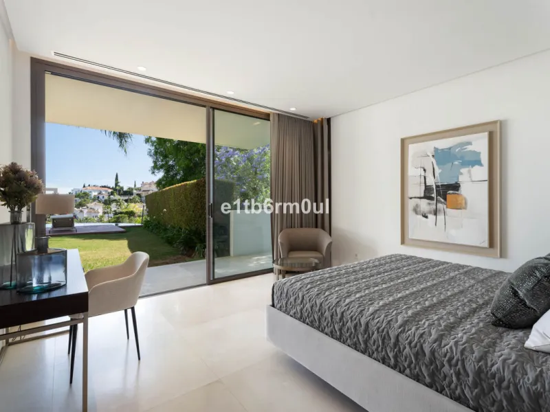 Experience the pinnacle of modern Mediterranean architecture with this brand-new designer villa nestled in the prestigious La Quinta residential enclave of Benahavís. Offering breathtaking panoramic sea and golf course views, this exquisitely crafted home