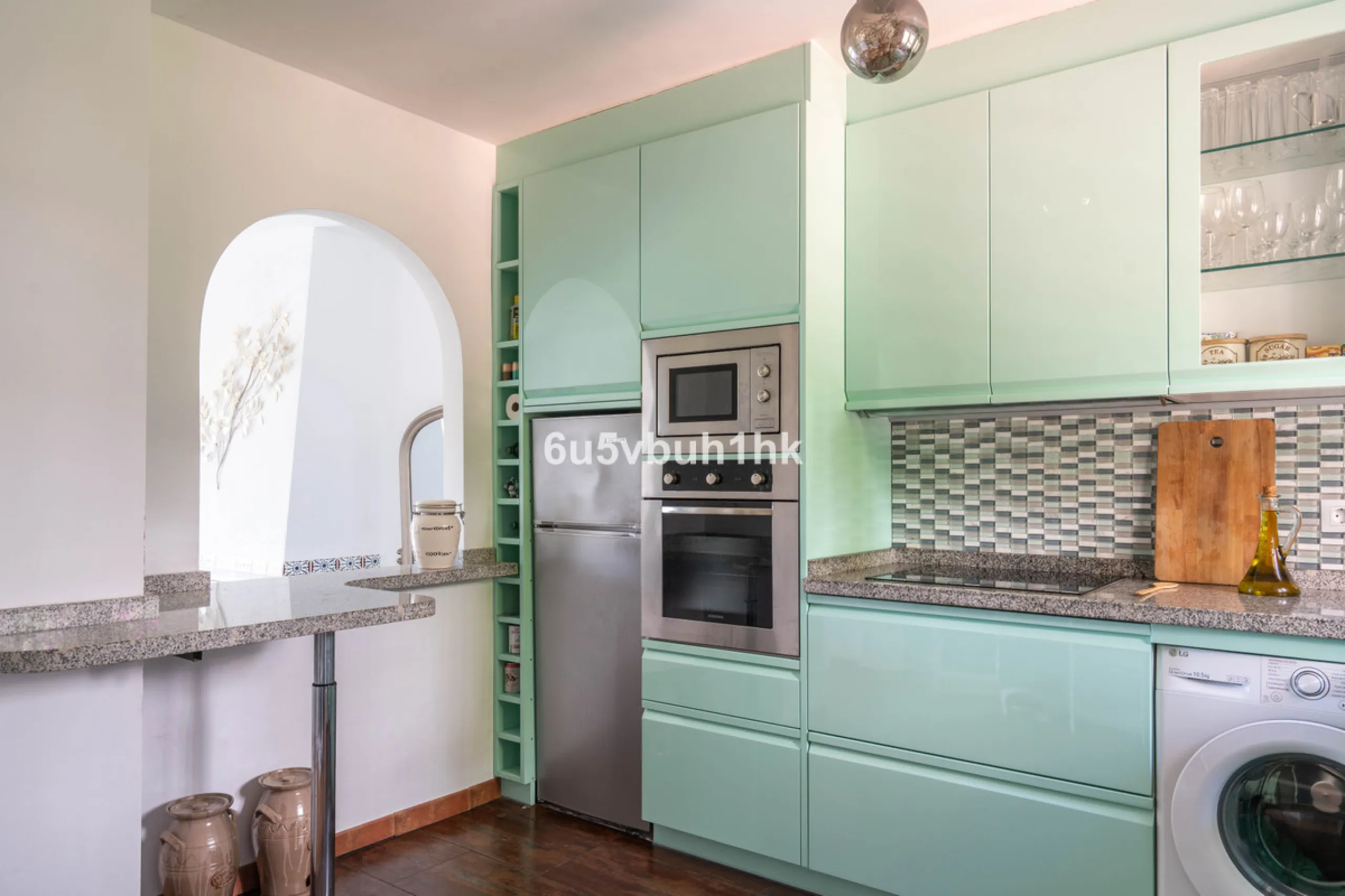 Welcome to a charming townhouse set right on the golf course in Mijas, surrounded by nature, peace, and Andalusian charm. This beautifully maintained home offers a private garden with open green views, backing directly onto a well-kept golf area, ideal fo
