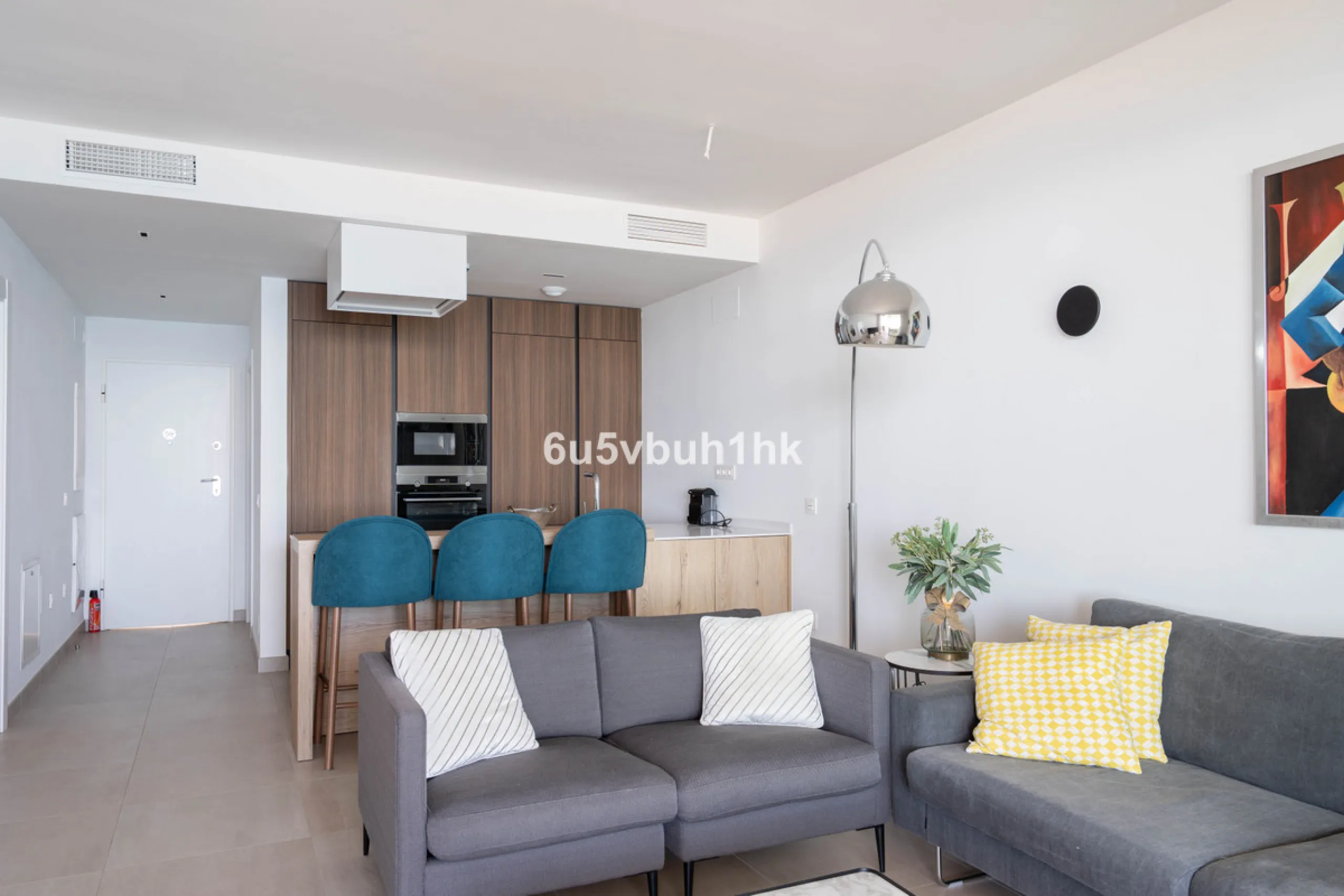 Apartment - Ground Floor Apartment в продаже в Fuengirola, Málaga. В доме 2 спален и 2 ванных комнат. Площадь дома 100 м²