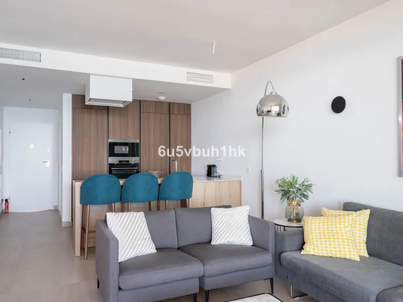 Apartment - Ground Floor Apartment в продаже в Fuengirola, Málaga. В доме 2 спален и 2 ванных комнат. Площадь дома 100 м²