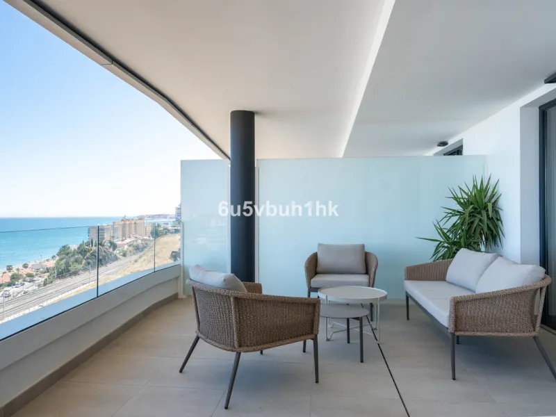Apartment - Ground Floor Apartment в продаже в Fuengirola, Málaga. В доме 2 спален и 2 ванных комнат. Площадь дома 100 м²