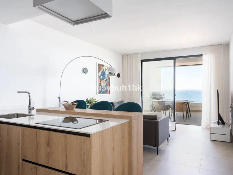 Apartment - Ground Floor Apartment в продаже в Fuengirola, Málaga. В доме 2 спален и 2 ванных комнат. Площадь дома 100 м²