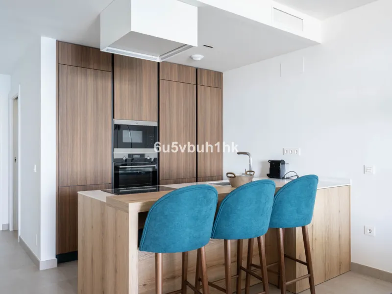 Apartment - Ground Floor Apartment в продаже в Fuengirola, Málaga. В доме 2 спален и 2 ванных комнат. Площадь дома 100 м²