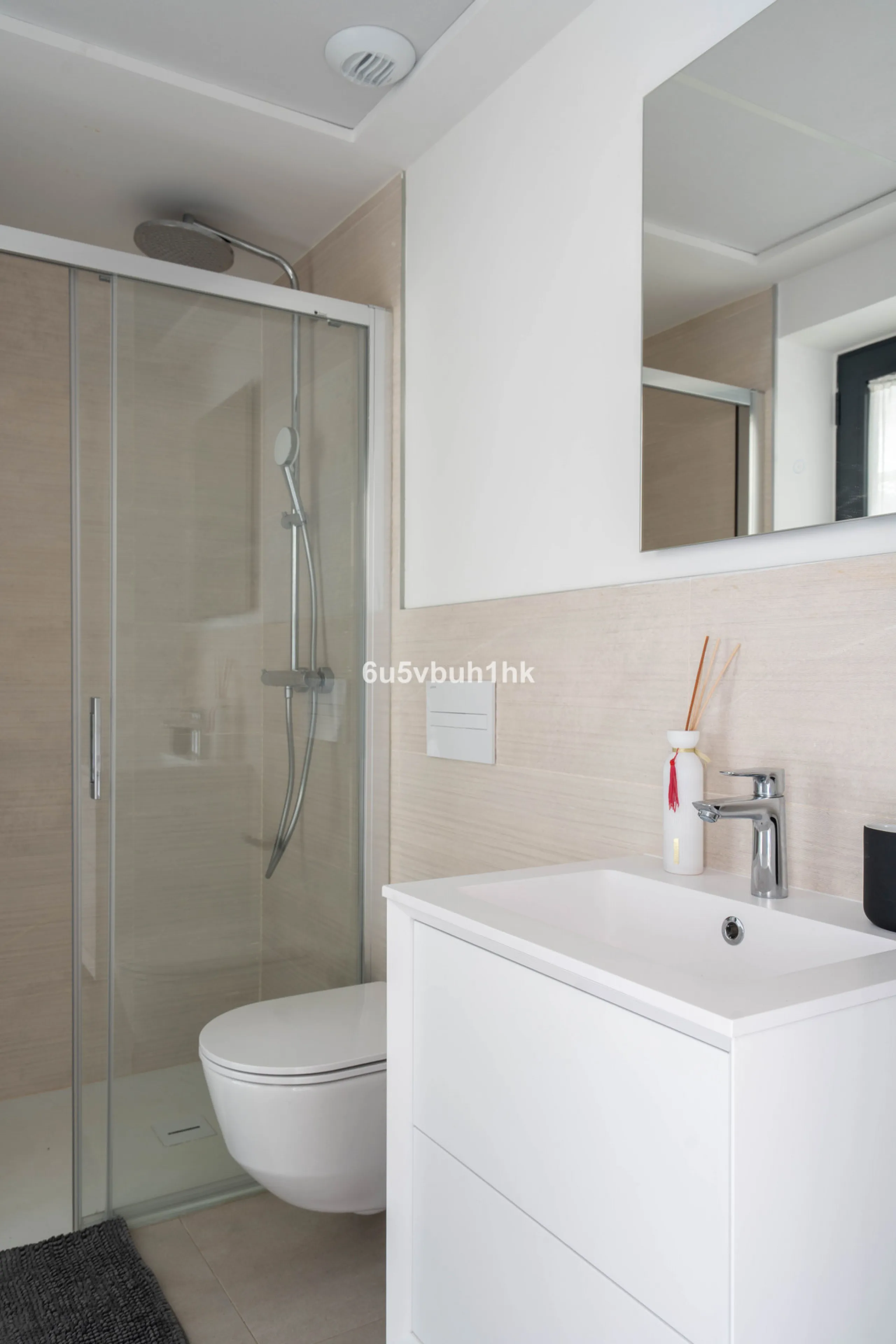Apartment - Ground Floor Apartment в продаже в Fuengirola, Málaga. В доме 2 спален и 2 ванных комнат. Площадь дома 100 м²