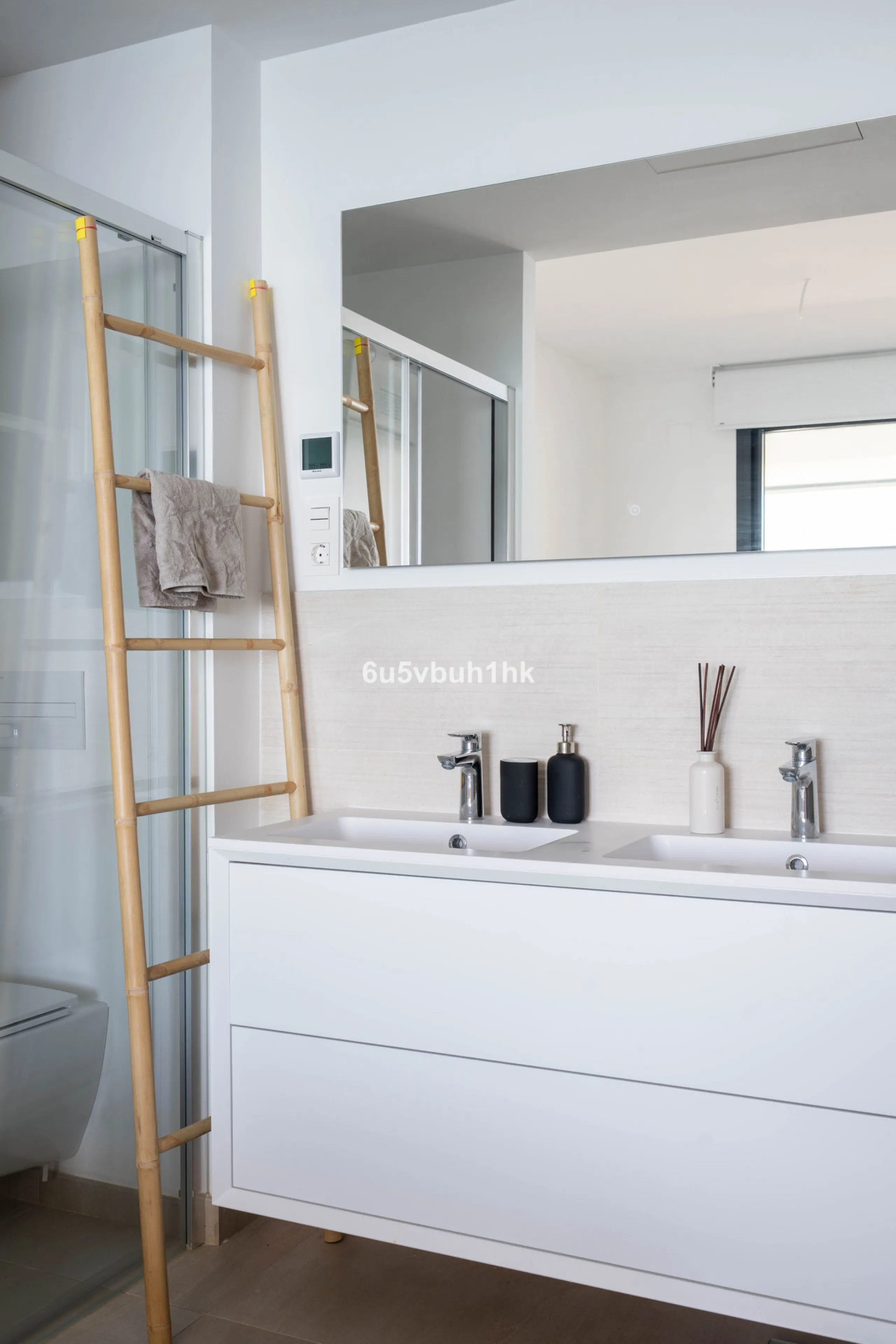 Apartment - Ground Floor Apartment в продаже в Fuengirola, Málaga. В доме 2 спален и 2 ванных комнат. Площадь дома 100 м²
