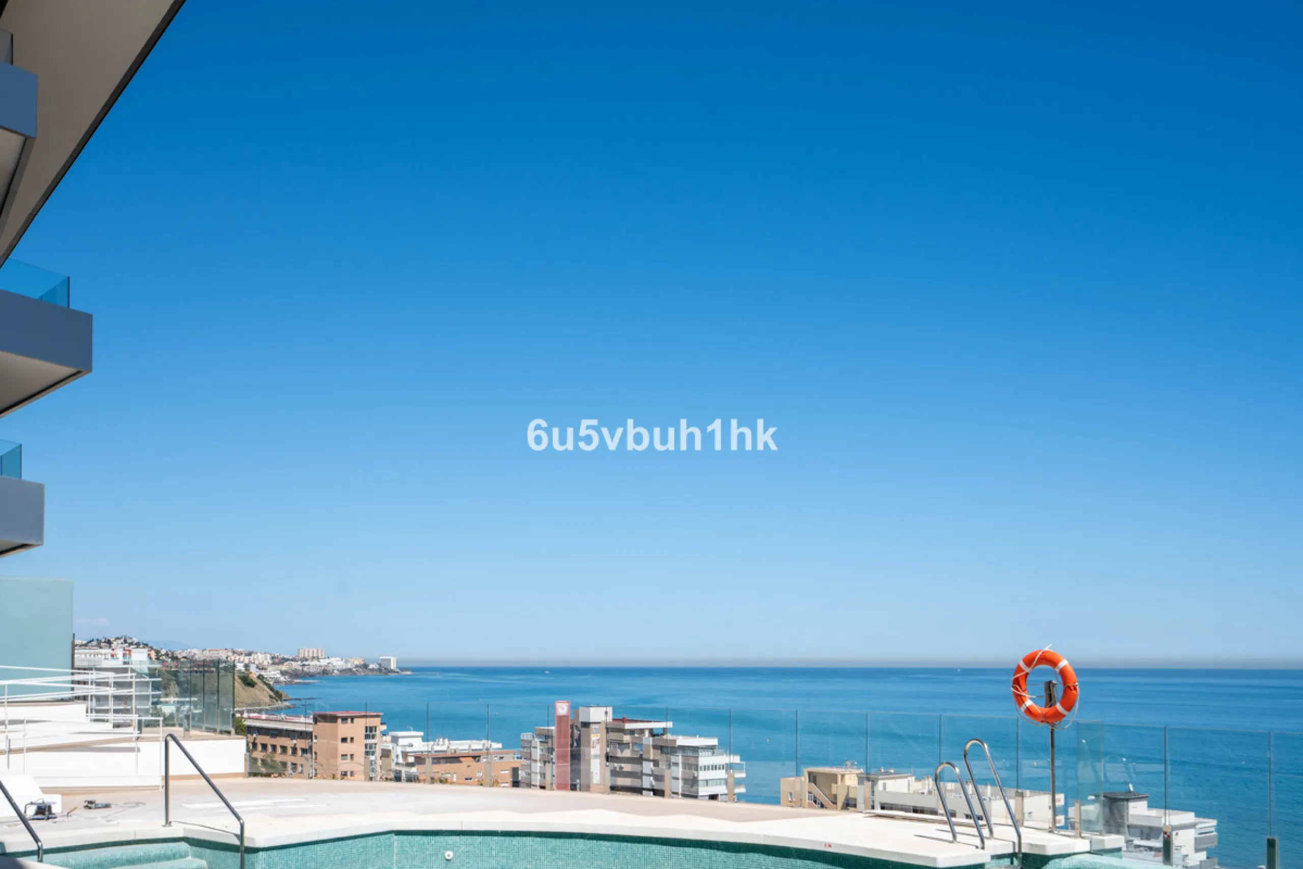 Apartment - Ground Floor Apartment в продаже в Fuengirola, Málaga. В доме 2 спален и 2 ванных комнат. Площадь дома 100 м²