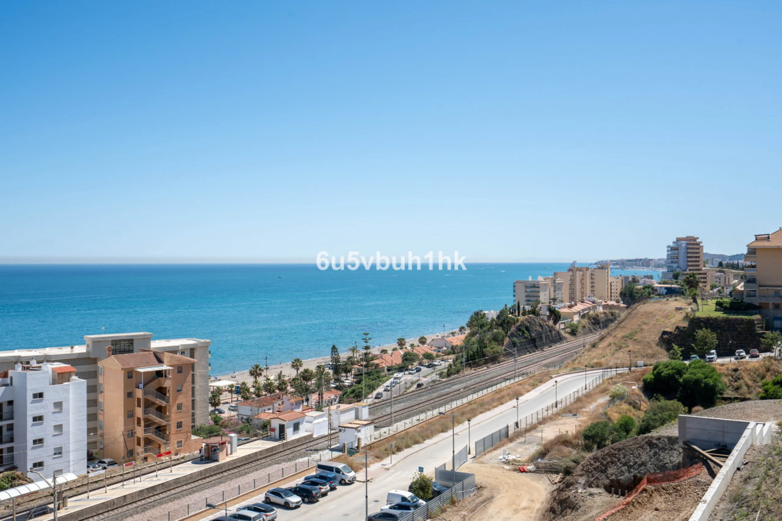 Apartment - Ground Floor Apartment в продаже в Fuengirola, Málaga. В доме 2 спален и 2 ванных комнат. Площадь дома 100 м²