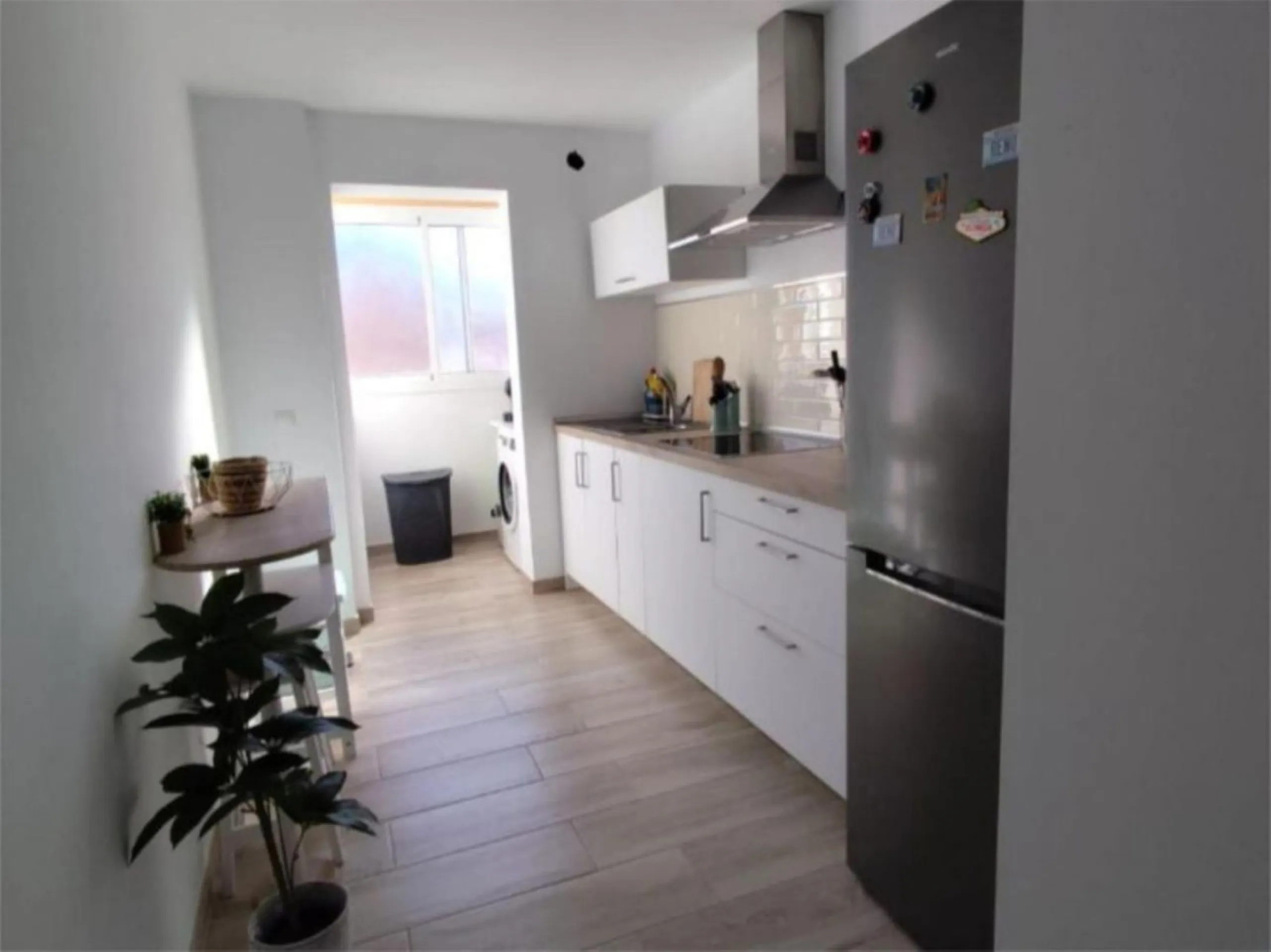 Middle Floor Apartment, Estepona, Costa del Sol.