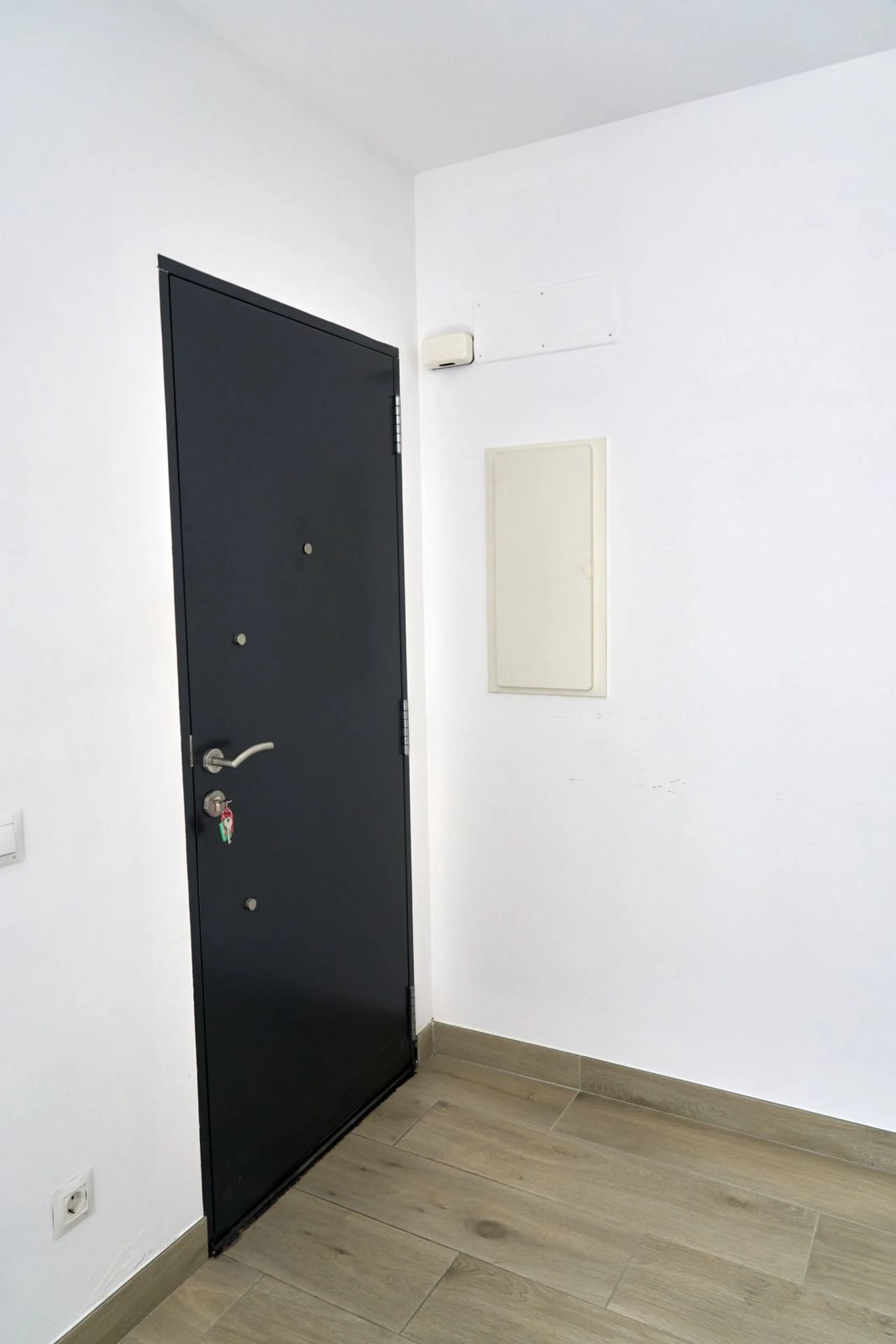 Apartment - Ground Floor Apartment в продаже в Estepona, Málaga. В доме 3 спален и 2 ванных комнат. Площадь дома 137 м²