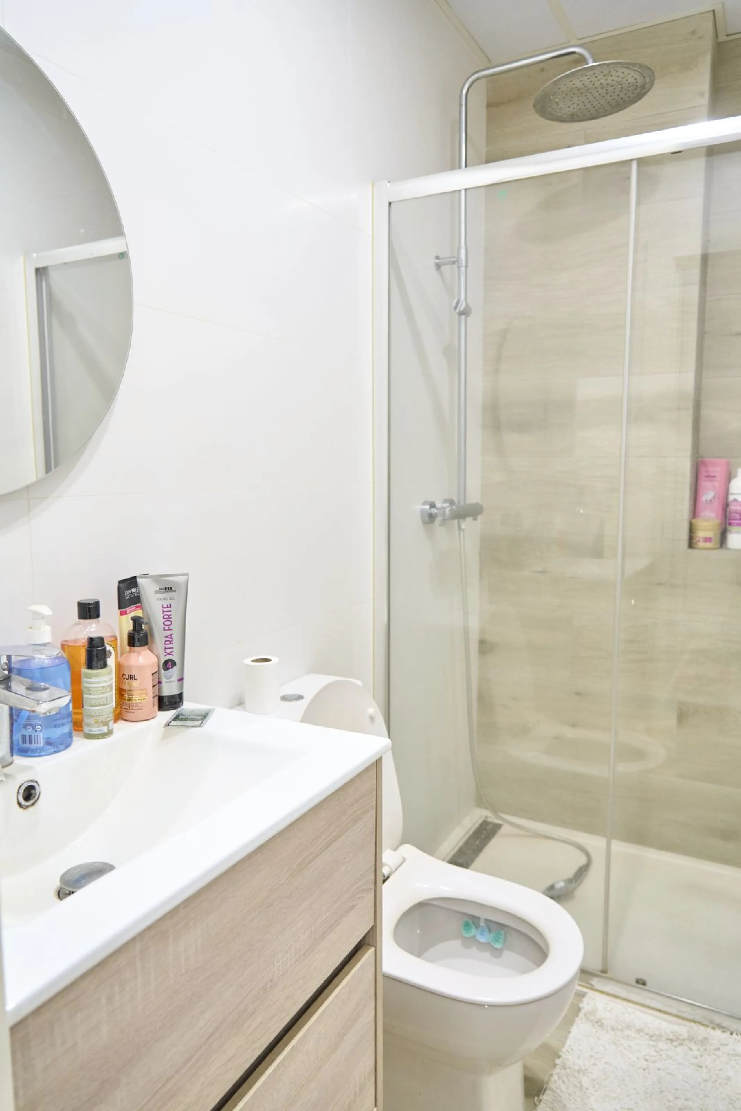 Apartment - Ground Floor Apartment в продаже в Estepona, Málaga. В доме 3 спален и 2 ванных комнат. Площадь дома 137 м²