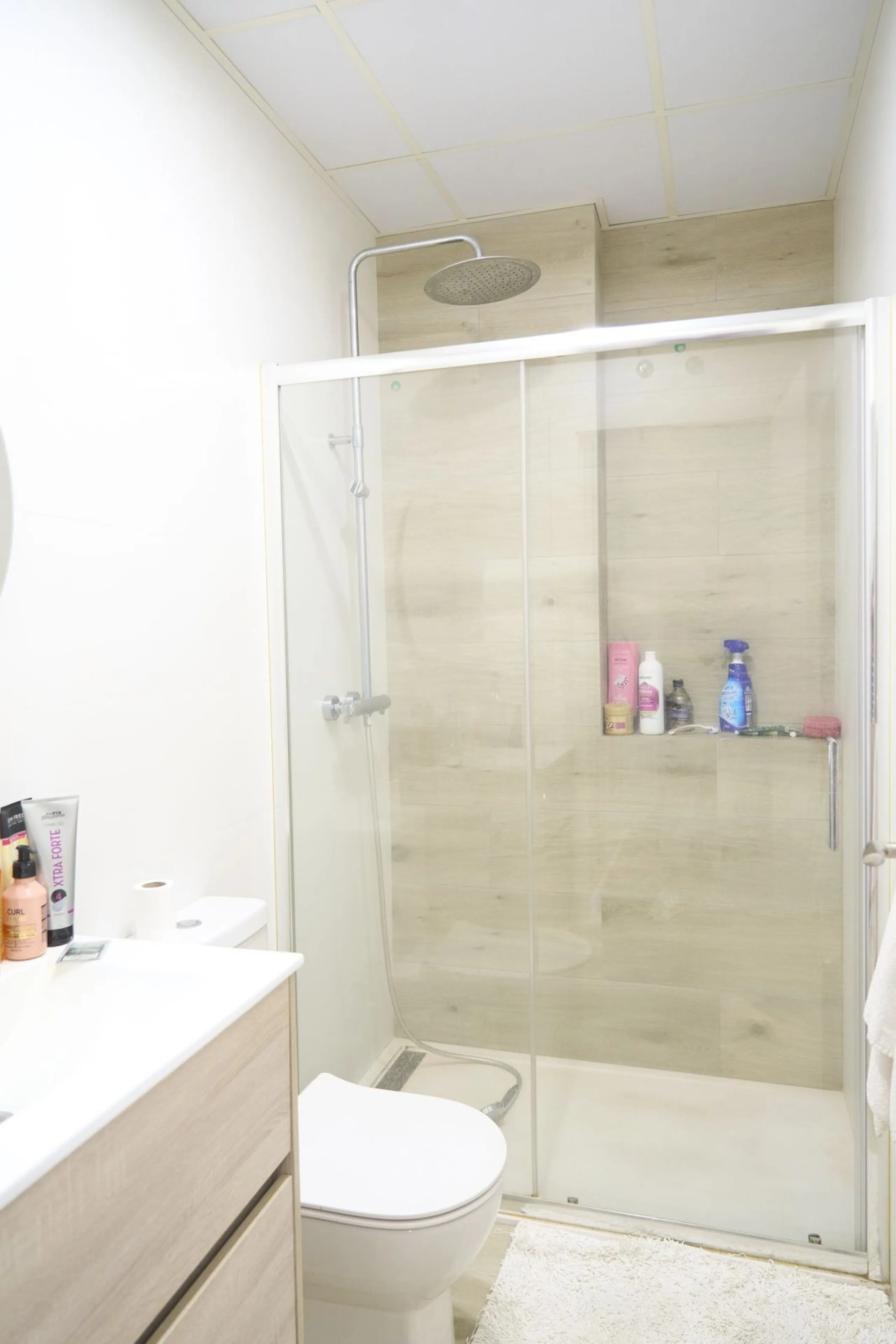 Apartment - Ground Floor Apartment в продаже в Estepona, Málaga. В доме 3 спален и 2 ванных комнат. Площадь дома 137 м²