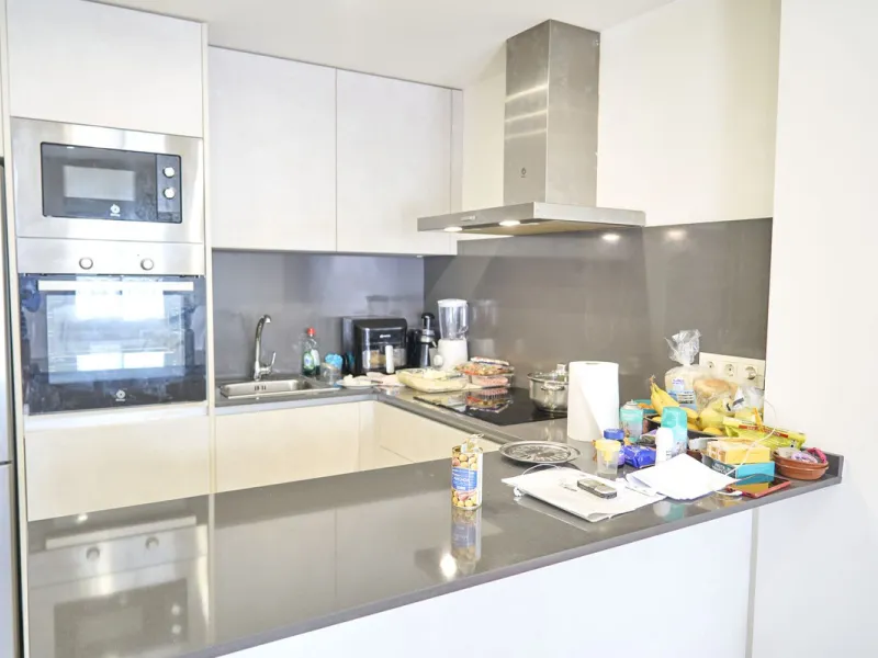 Apartment - Ground Floor Apartment в продаже в Estepona, Málaga. В доме 3 спален и 2 ванных комнат. Площадь дома 137 м²