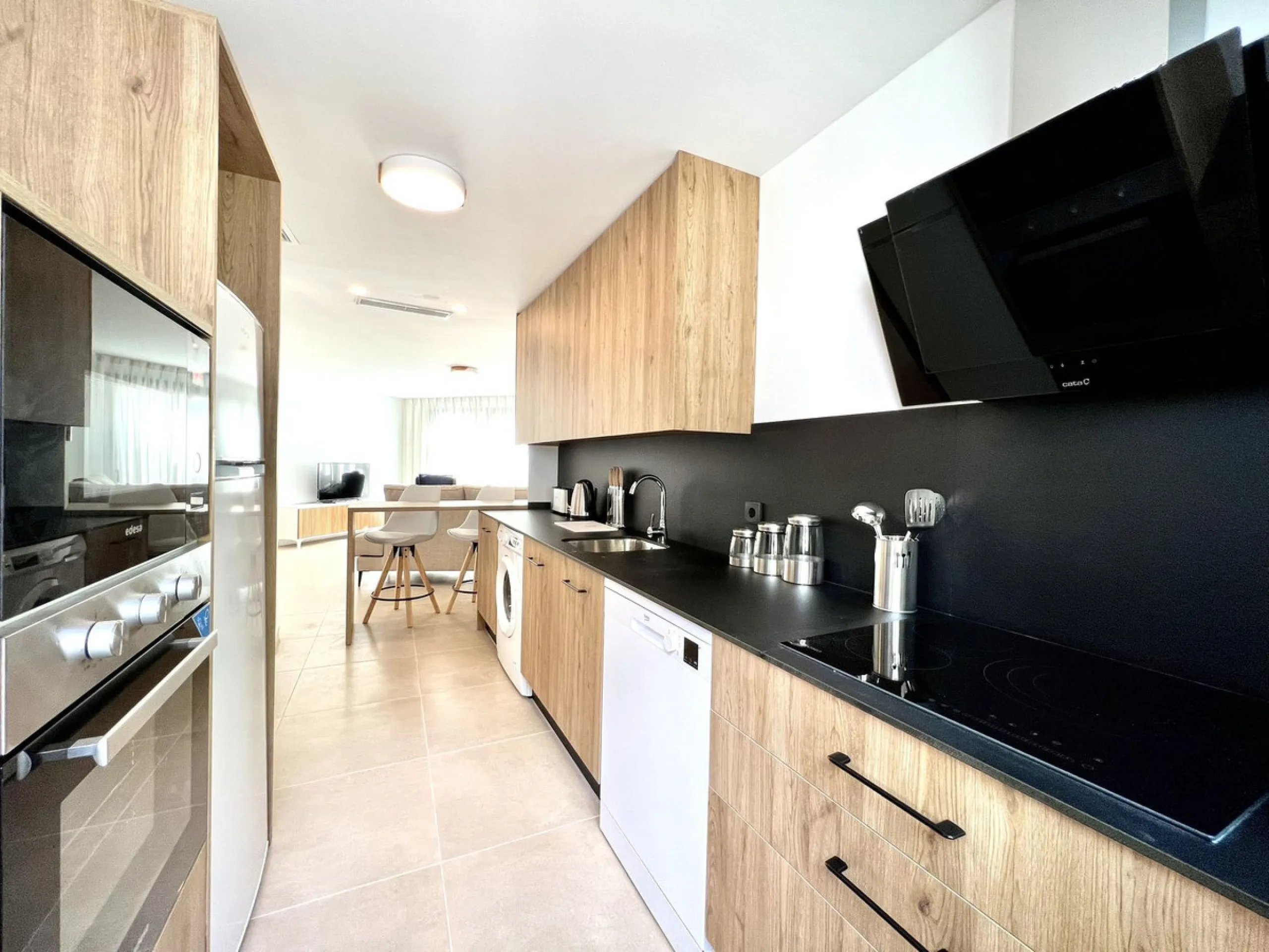 EL PARAISO-Residencial Agra: a beautifully furnished, newly built three-bedroom, three-bathroom townhouse. Located in a secure gated complex with access to a well-maintained community pool, this modern home offers comfort and convenience. It features a sp