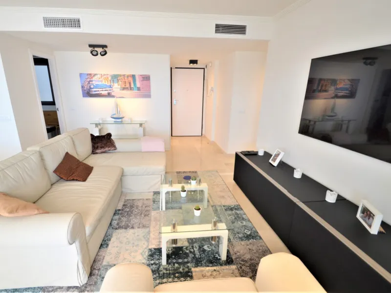 Magnificent PENTHOUSE with LARGE TERRACE and SOLARIUM. Facing southeast, this stunning property enjoys WONDERFUL SEA and GOLF VIEWS. Located in a well-maintained urbanization, it sits in one of the most sought-after areas, surrounded by prestigious golf c
