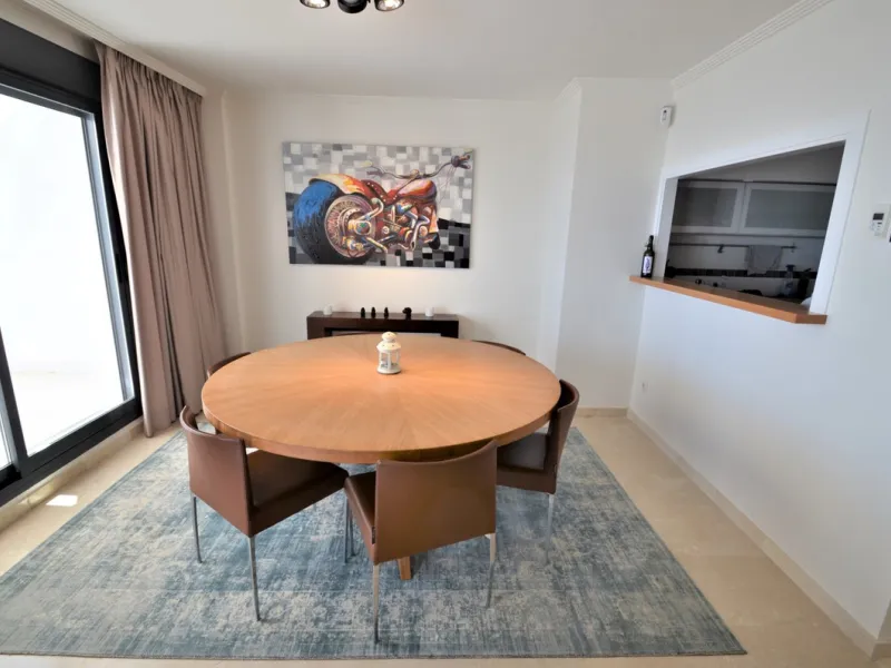 Magnificent PENTHOUSE with LARGE TERRACE and SOLARIUM. Facing southeast, this stunning property enjoys WONDERFUL SEA and GOLF VIEWS. Located in a well-maintained urbanization, it sits in one of the most sought-after areas, surrounded by prestigious golf c