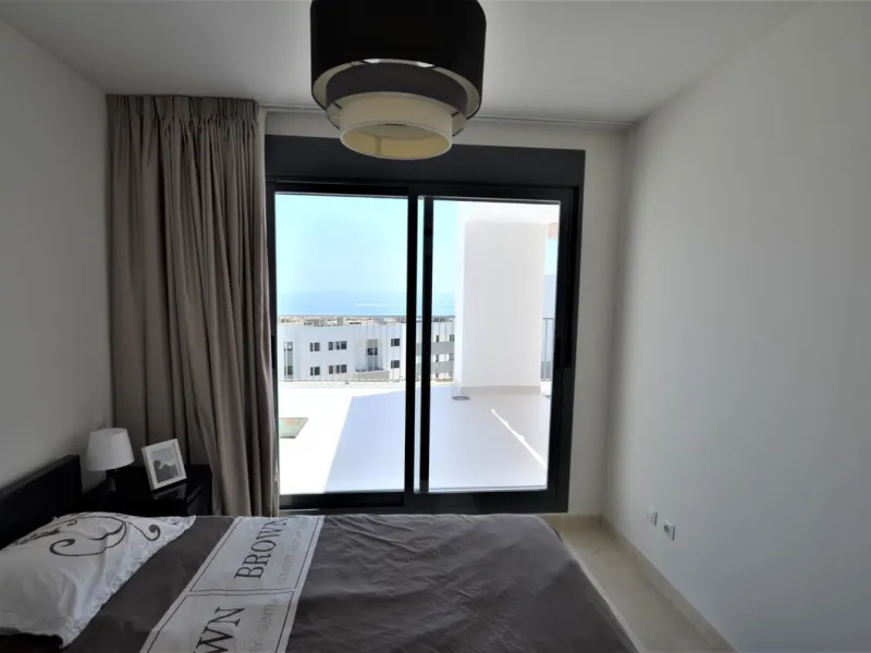 Magnificent PENTHOUSE with LARGE TERRACE and SOLARIUM. Facing southeast, this stunning property enjoys WONDERFUL SEA and GOLF VIEWS. Located in a well-maintained urbanization, it sits in one of the most sought-after areas, surrounded by prestigious golf c